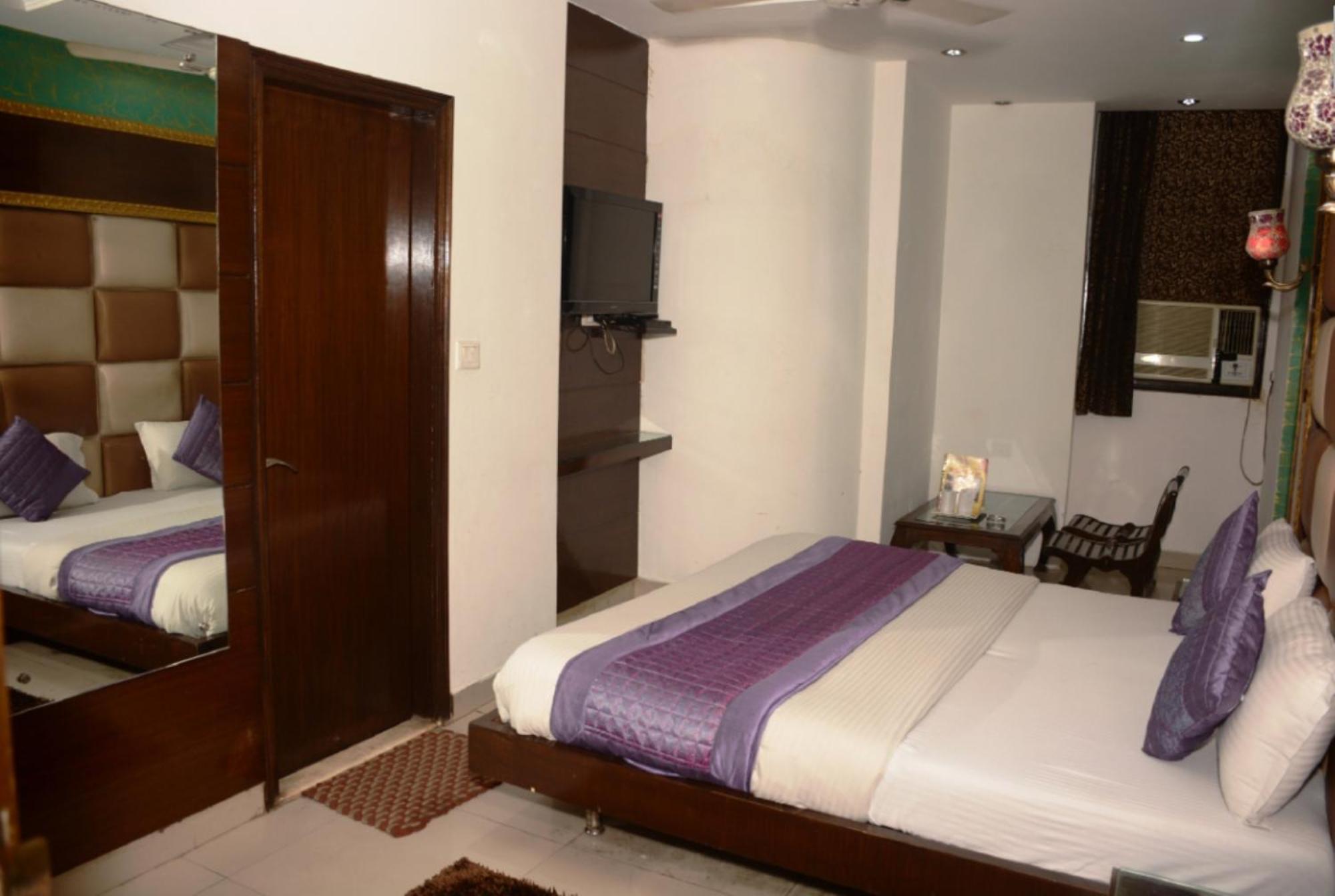 Capital O 6408 Hotel Delhi Heart New Delhi Exterior photo